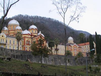 Новоафонский монастырь (65 kb)